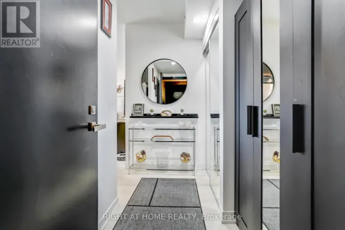 402 - 31 TIPPETT ROAD, Toronto