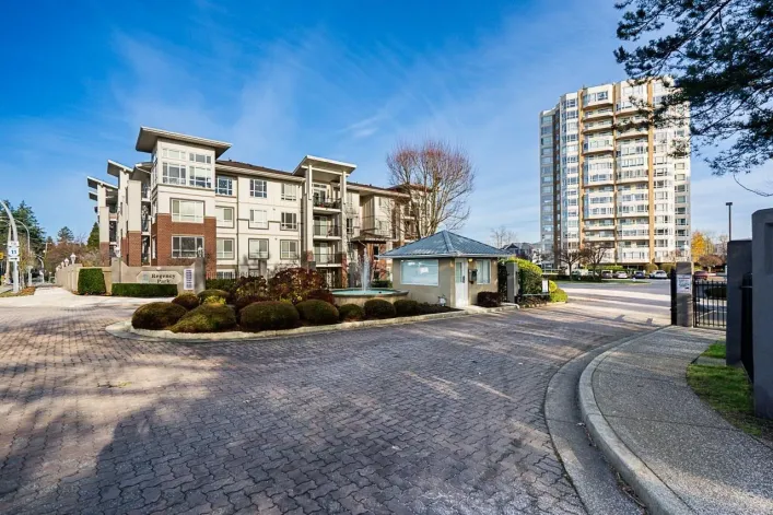 402 3190 GLADWIN ROAD, Abbotsford