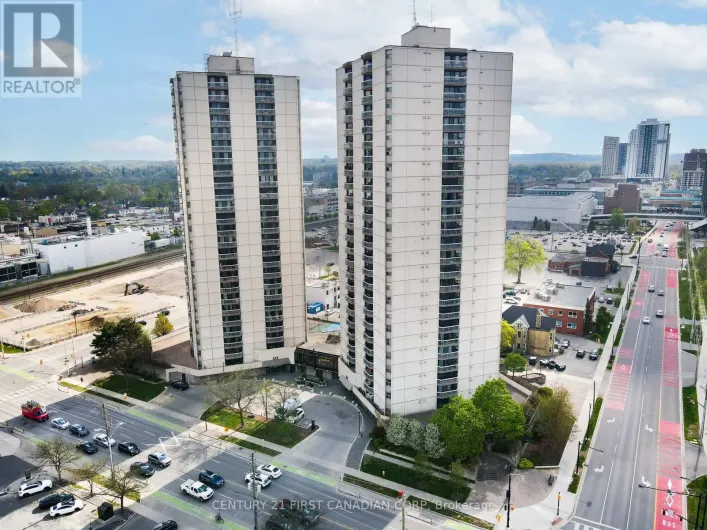 402 - 363 COLBORNE STREET, London East