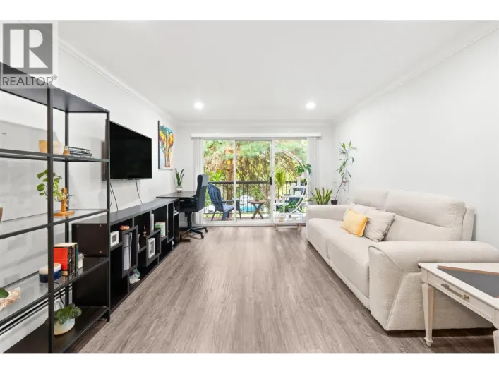 402 428 AGNES STREET, New Westminster