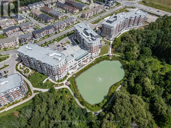 402 - 460 WILLIAM GRAHAM DRIVE, Aurora