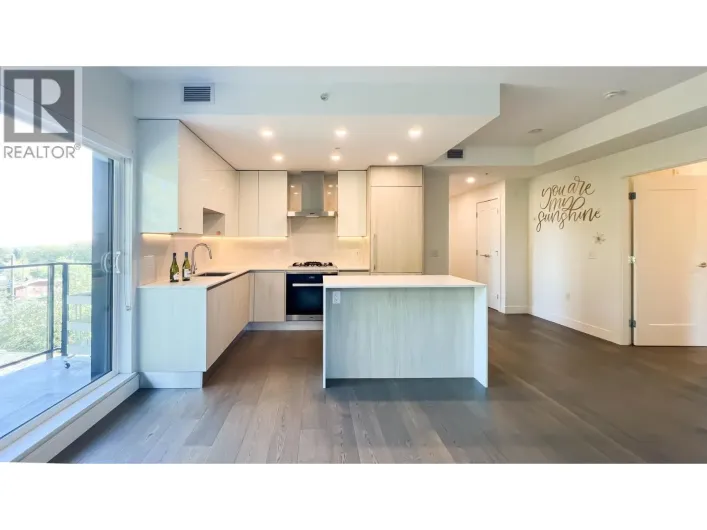 402 488 W 58TH AVENUE, Vancouver