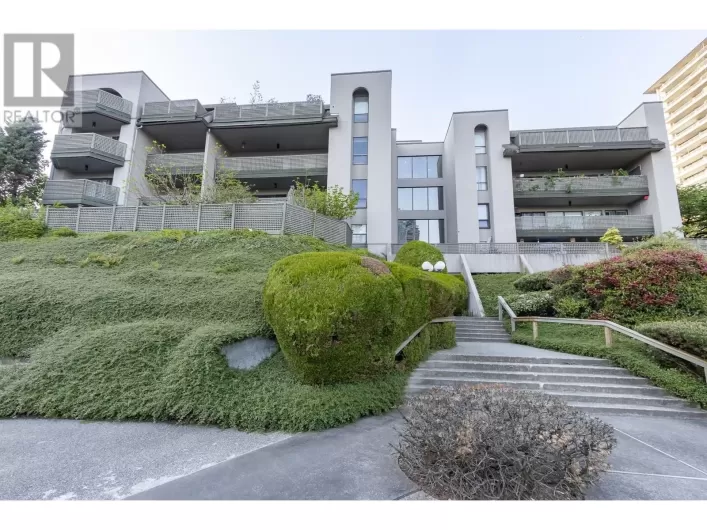 402 4941 LOUGHEED HIGHWAY, Burnaby