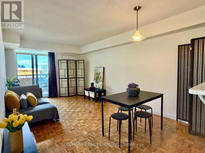 402 - 555 WILSON HTS BOULEVARD, Toronto