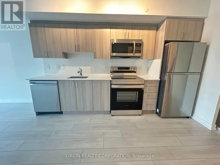 402 - 556 MARLEE AVENUE, Toronto