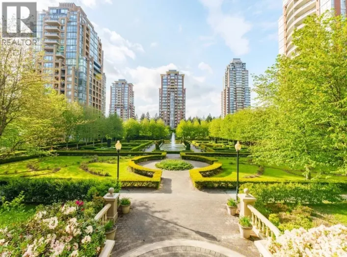 402 6888 STATION HILL DRIVE, Burnaby