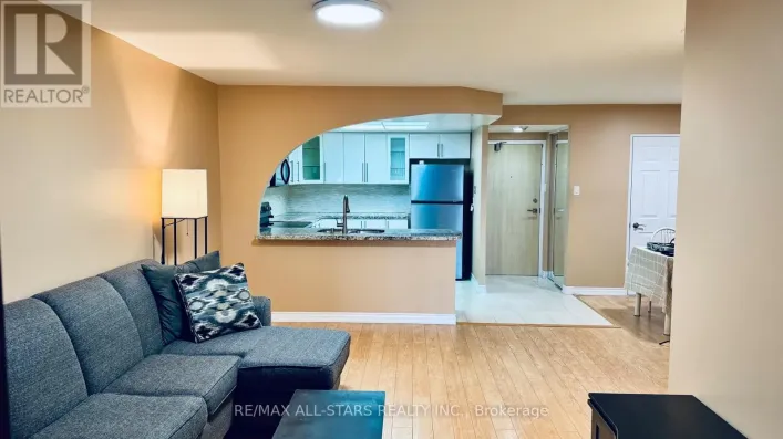 402 - 7601 BATHURST STREET, Vaughan