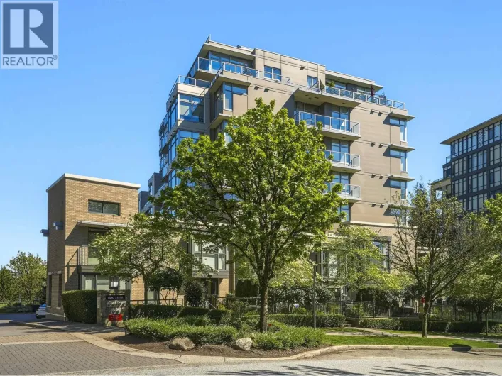 402 9298 UNIVERSITY CRESCENT, Burnaby