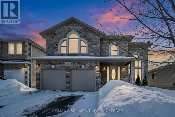 402 CAVENDISH CRESCENT, Kingston