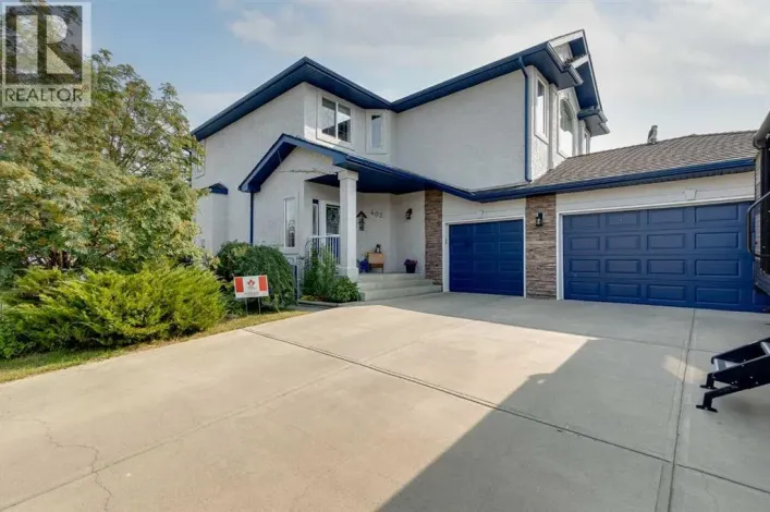 402 Fairways Mews NW, Airdrie
