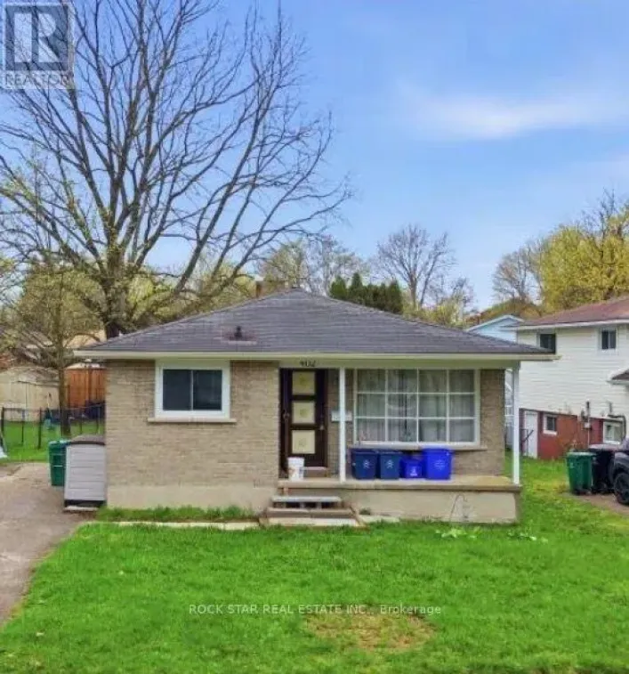 402 MIDWOOD CRESCENT, Waterloo