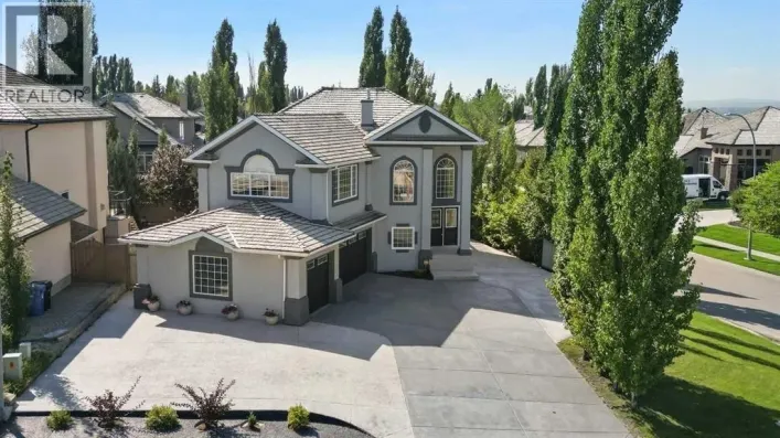 402 Mt Douglas Place SE, Calgary