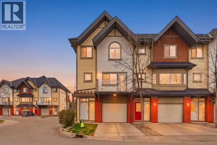 402 Wentworth Villas SW, Calgary