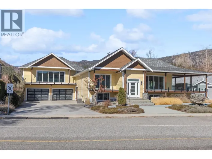 4020 Beach Avenue, Peachland