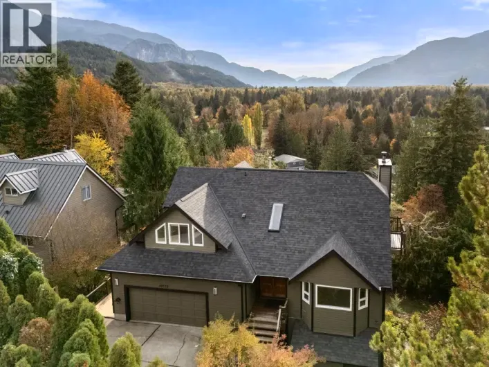 40222 SKYLINE DRIVE, Squamish