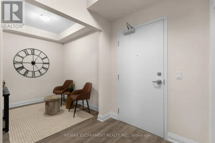 403 - 118 SUMMERSIDES BOULEVARD, Pelham