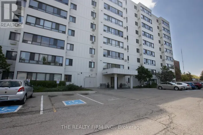 403 - 135 BASELINE ROAD W, London South