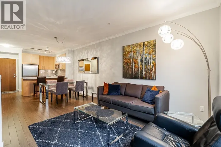 403 139 W 22ND STREET, North Vancouver