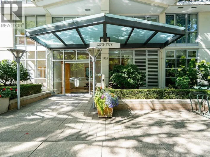 403 1425 W 6TH AVENUE, Vancouver