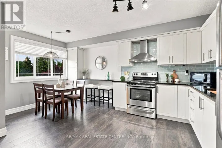 403 - 1522 KING STREET E, Kitchener