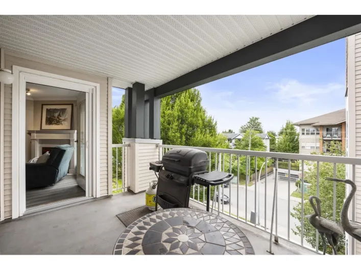 403 20200 54A AVENUE, Langley