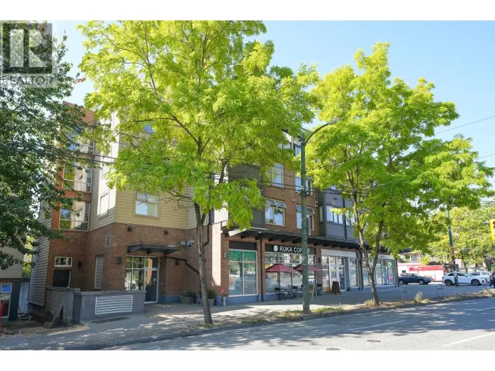 403 2408 E BROADWAY, Vancouver