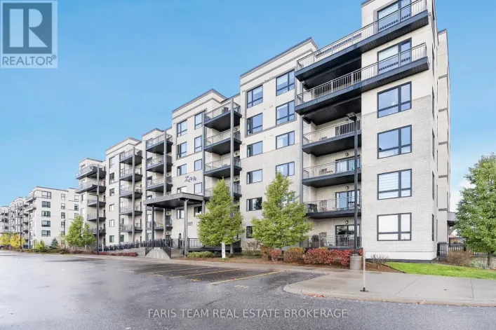 403 - 295 CUNDLES ROAD E, Barrie