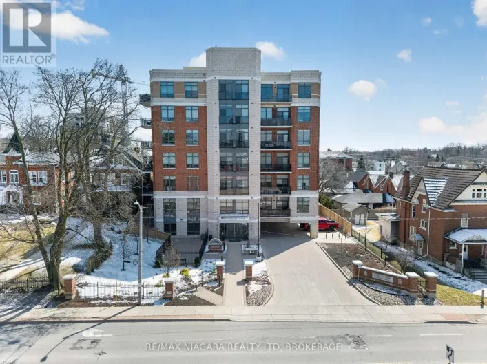 403 - 399 QUEEN STREET S, Kitchener