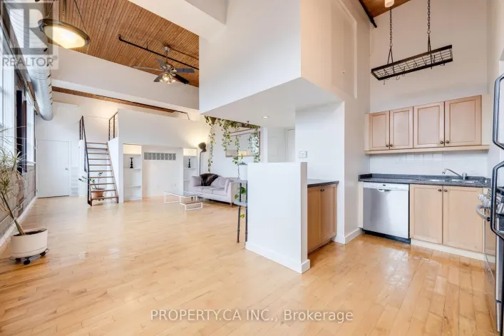 403 - 426 QUEEN STREET E, Toronto