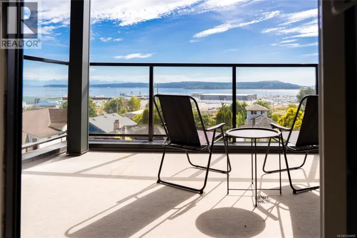 403 45 Haliburton St, Nanaimo