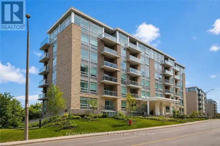 403 - 455 CHARLTON AVENUE E, Hamilton