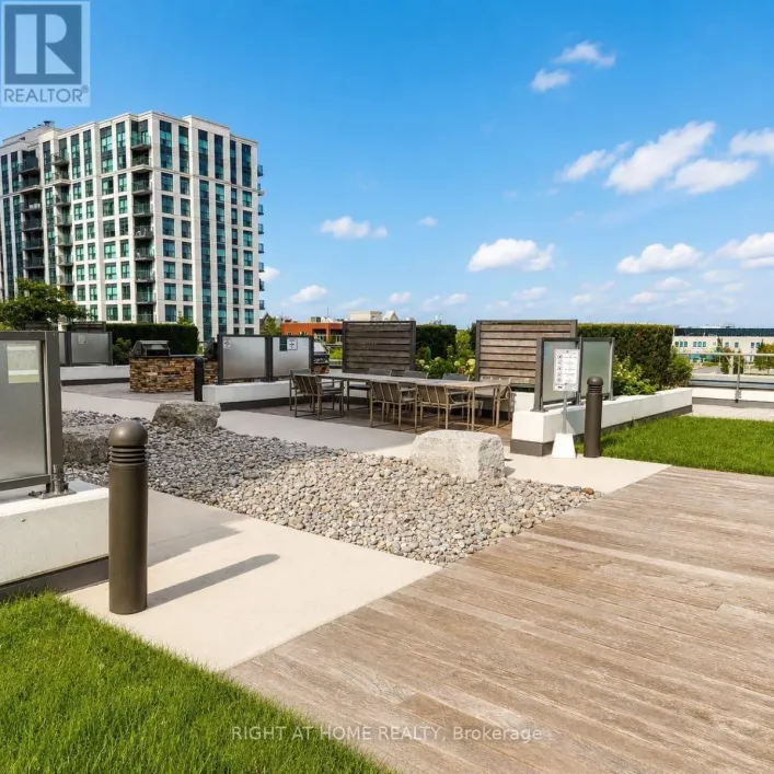 403 - 65 ONEIDA CRESCENT, Richmond Hill