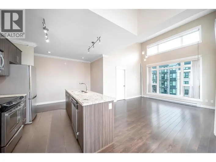 403 6888 ROYAL OAK AVENUE, Burnaby