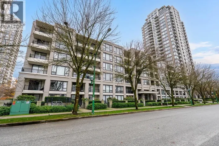 403 7138 COLLIER STREET, Burnaby