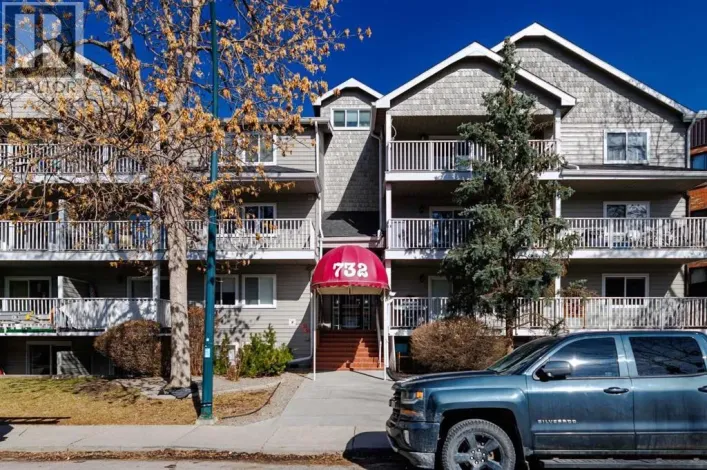 Apartment for sale: 403, 732 57 Avenue SW, Calgary
