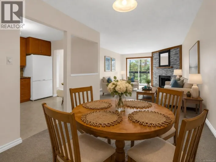 403 79 Gorge Rd W, Saanich