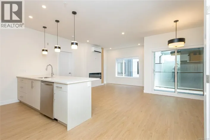 403 918 Jenkins Ave, Langford