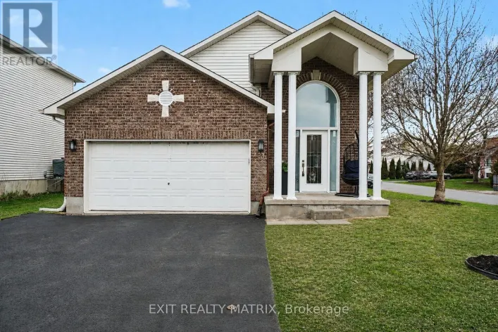 403 CENTENAIRE STREET, Russell