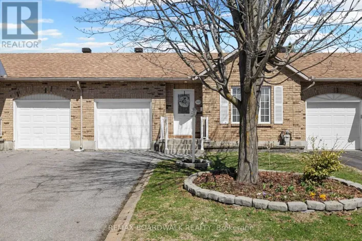 403 FLORA STREET, Carleton Place