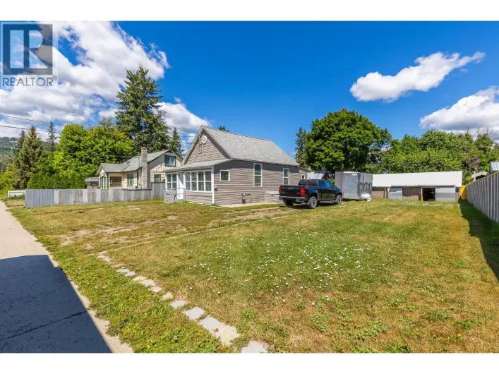 403 Howard Avenue, Enderby