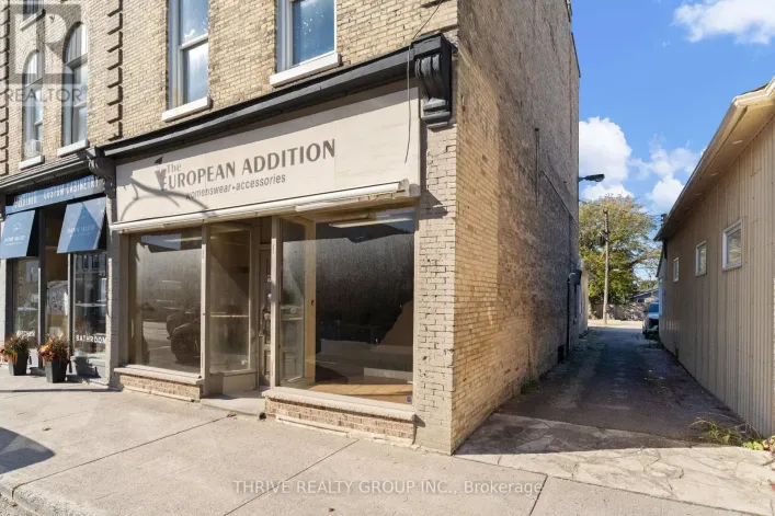 403 MAIN STREET S, South Huron