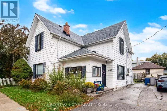 Duplex for sale: 403 PARK AVENUE, Newmarket