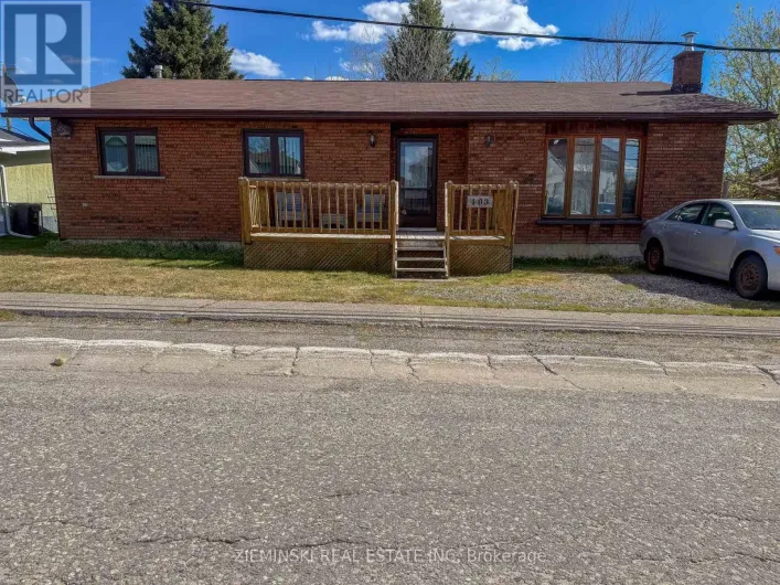 403 SCOTT STREET, Iroquois Falls