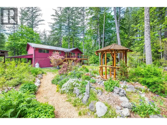 4030 MIDNIGHT WAY, Squamish