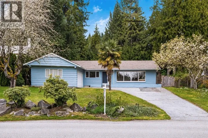 4037 RIPPLE ROAD, West Vancouver