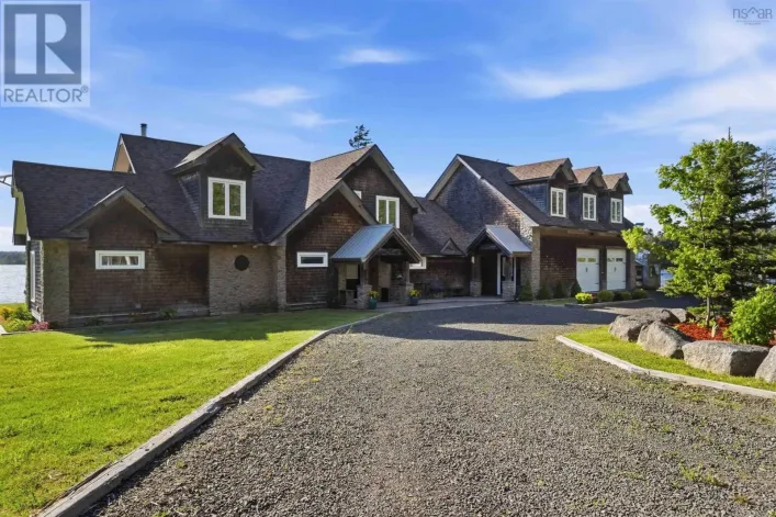 Triplex for sale: 4039 & 4041 Sissiboo Road, South Range