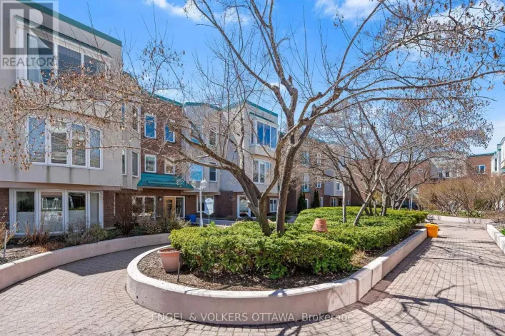 403D - 1 COLUMBUS AVENUE, Ottawa
