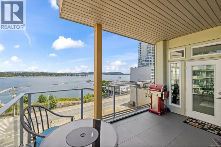 404 10 Chapel St, Nanaimo