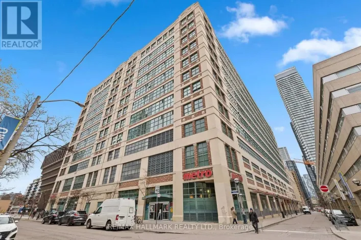 404 - 135 DALHOUSIE STREET, Toronto