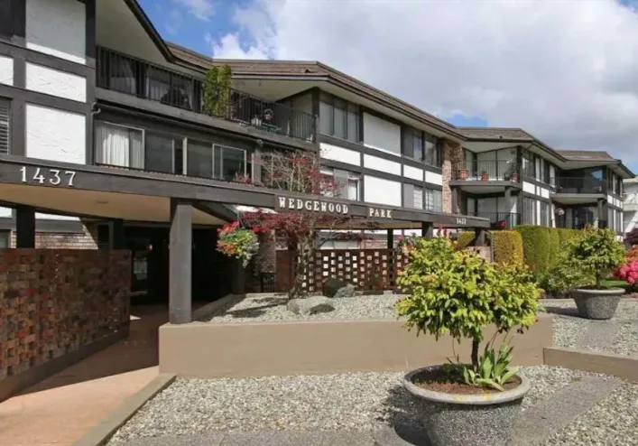 404 1437 FOSTER STREET, White Rock